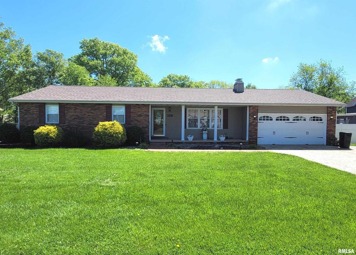 106 Woodland Dr., Salem, IL 62881