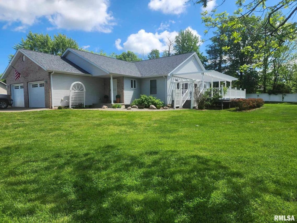 1626 Venable St., Carterville, IL 62918