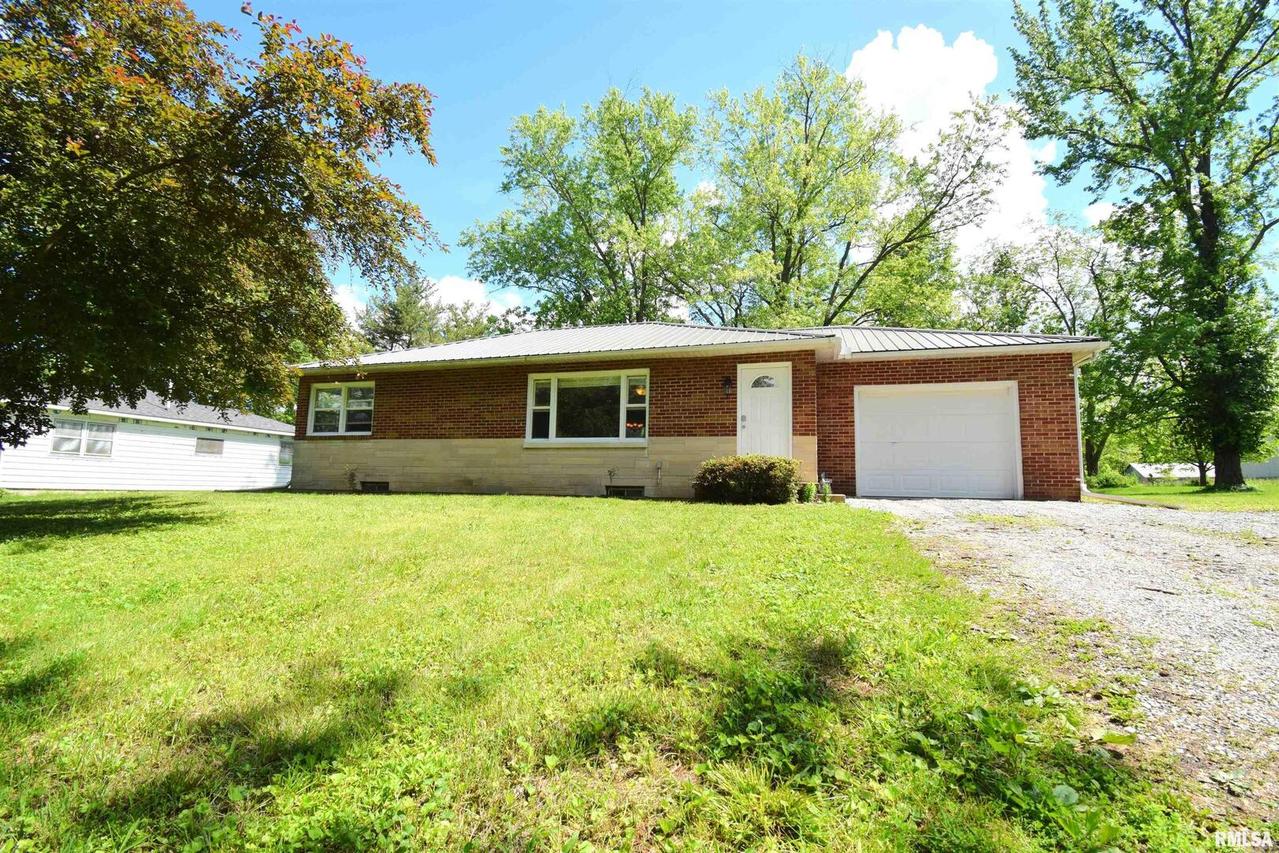 15841 E Fairfield Rd., Mt Vernon, IL 62864
