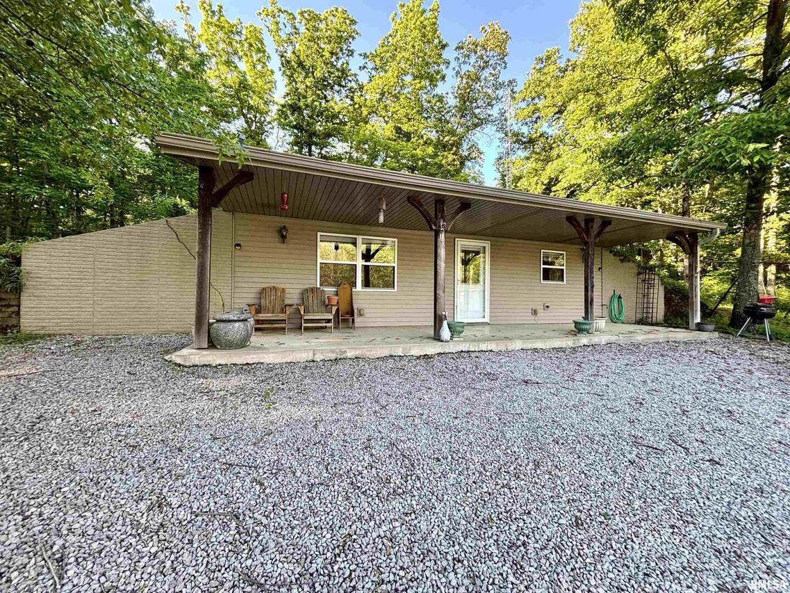 7544 Geranium Rd., Oakdale, IL 62268