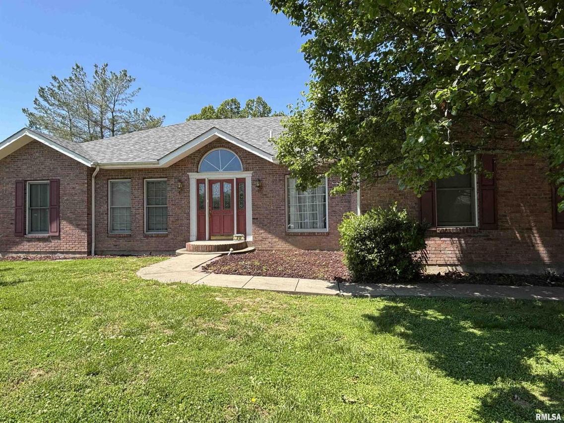 212 Orange St., Anna, IL 62906