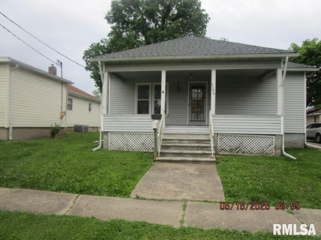 1106 E St Louis St., West Frankfort, IL 62896