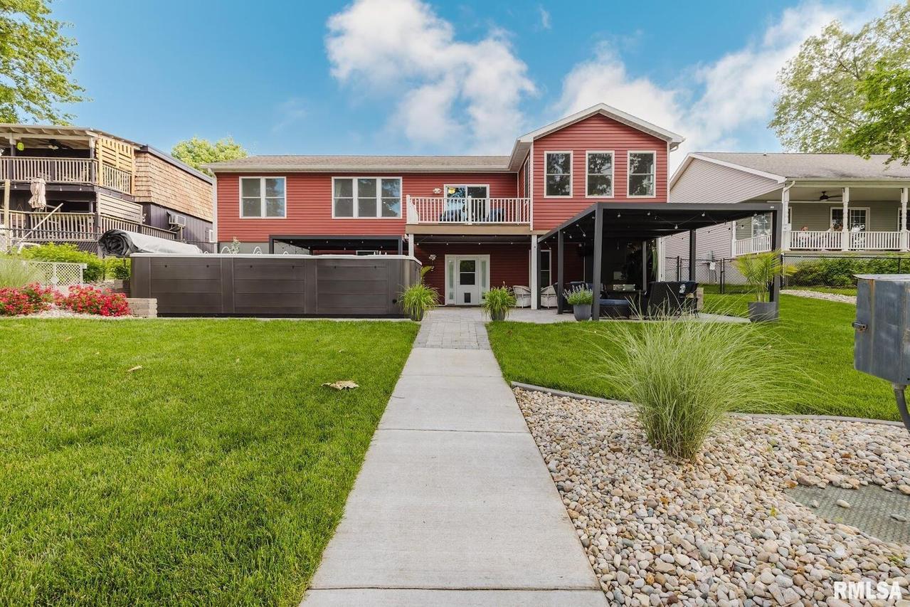 11782 Driftwood Dr., Marion, IL 62959