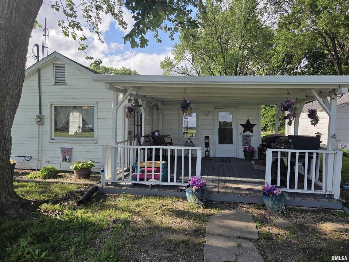 6491 County Road 1450 Rd., Mcleansboro, IL 62828