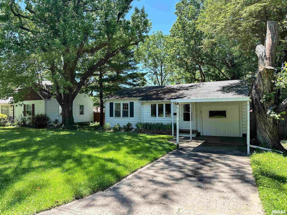 504 S James St., Carbondale, IL 62901