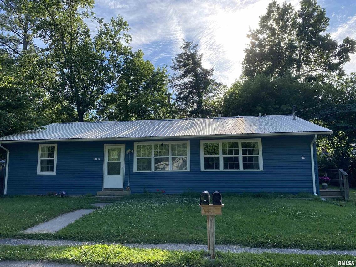 202 S Friedline Dr., Carbondale, IL