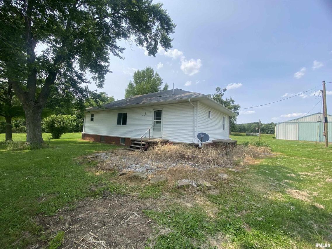 22545 Thompsonville Lake Rd., Thompsonville, IL 62890