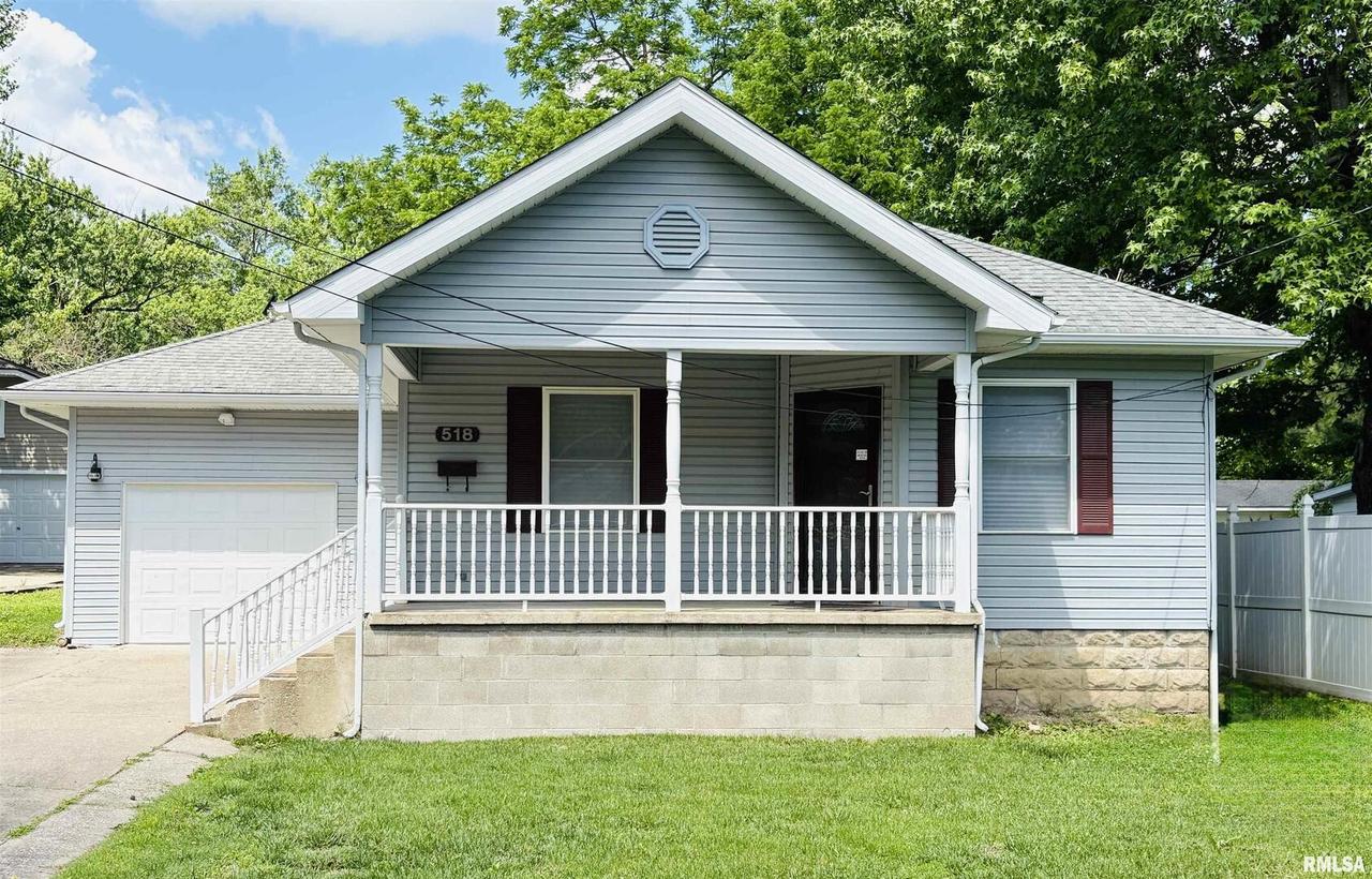 518 N Almond St., Carbondale, IL 62901