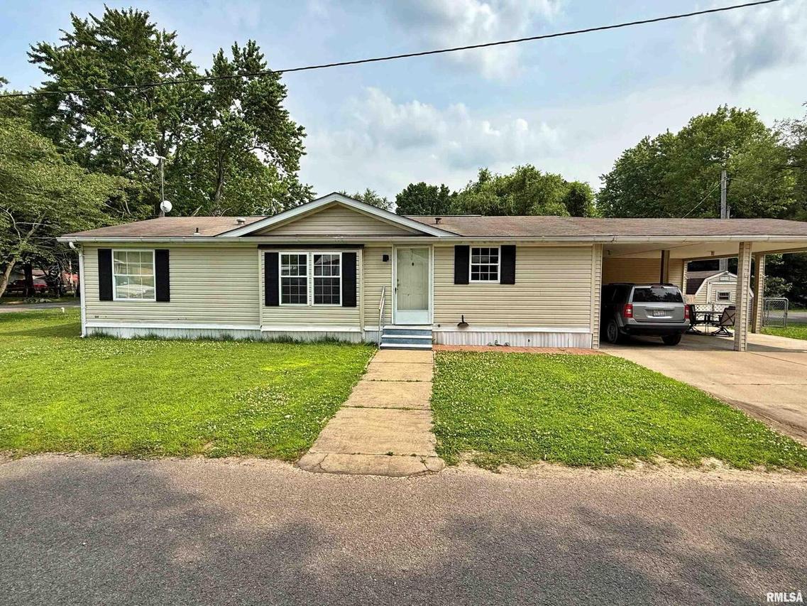 2000 Simmons St., Metropolis, IL 62960