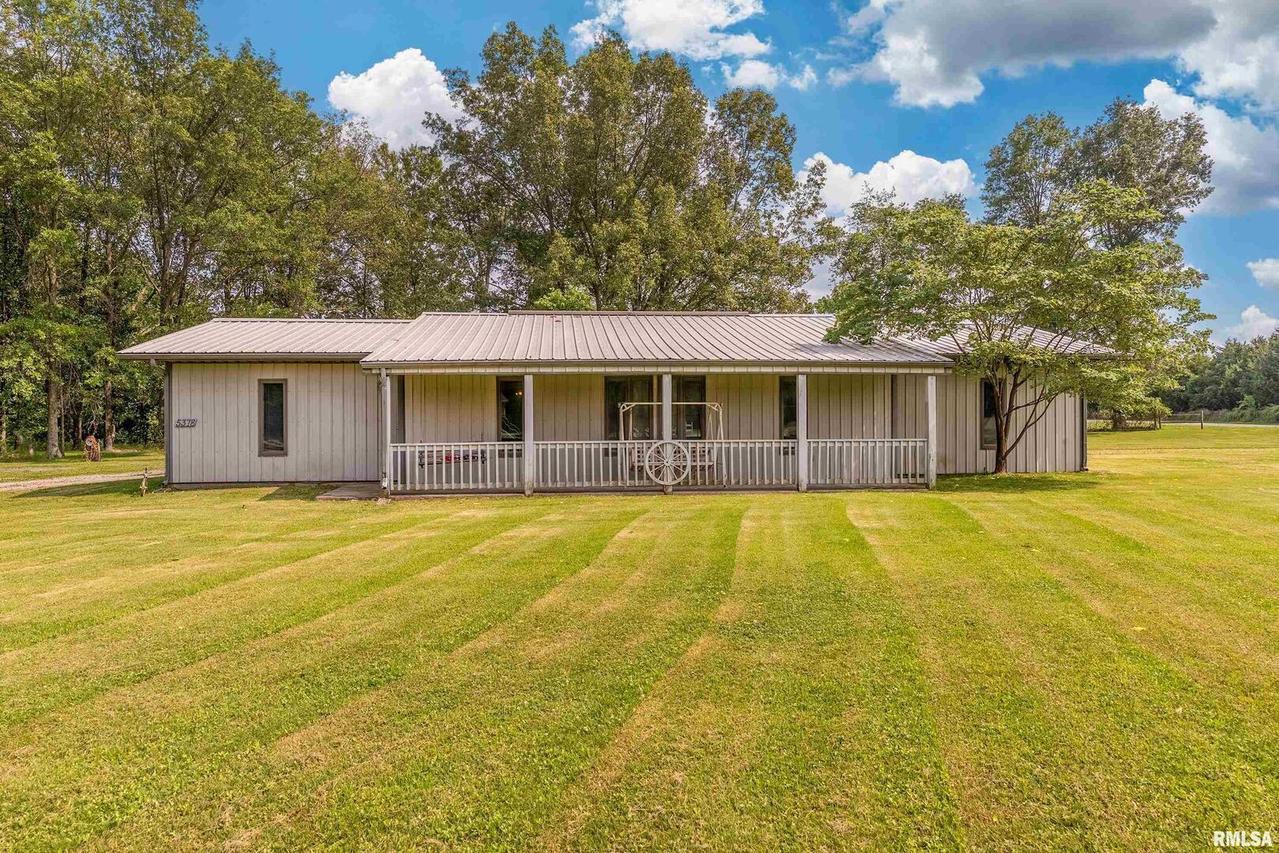 5378 Center St., Mulkeytown, IL 62865