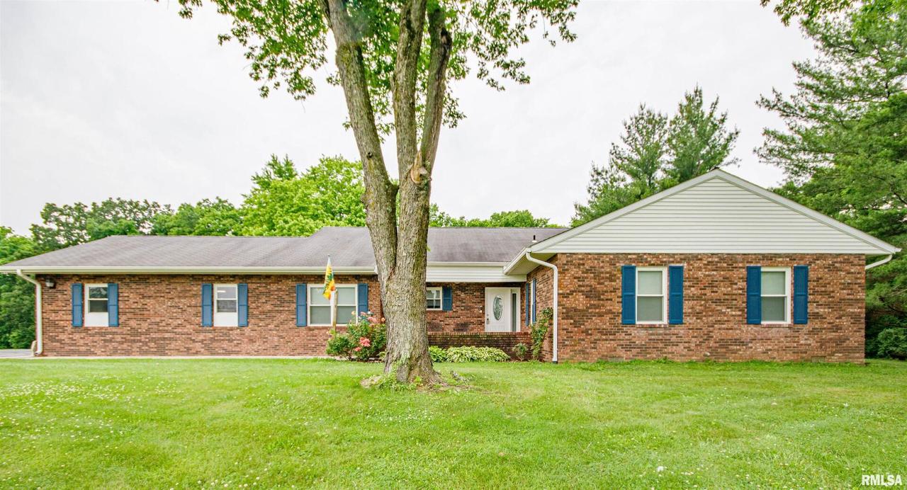 3419 Hotze Rd., Salem, IL 62881