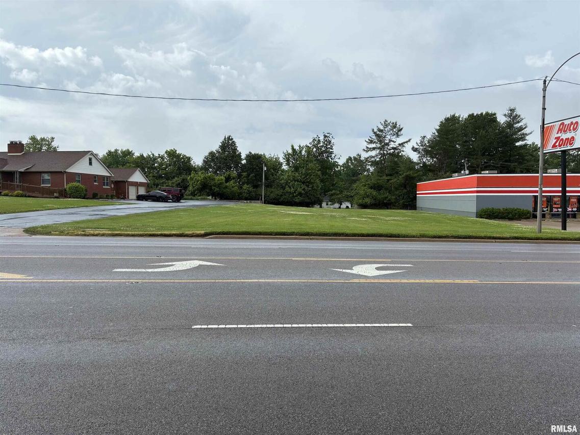 3009 Broadway St., Mt Vernon, IL 62864