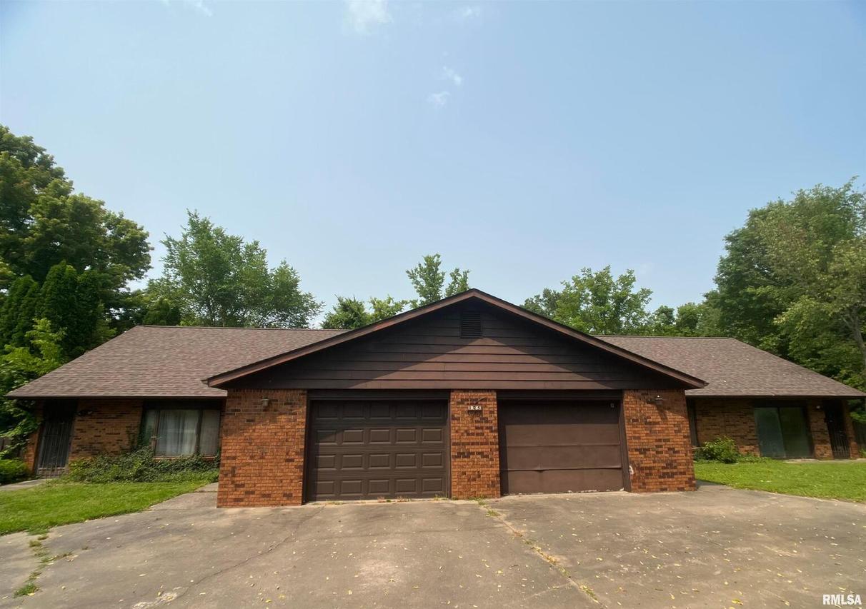 105 N Violet Ln., Carbondale, IL 62901