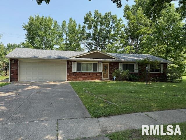 1700 W Taylor Dr., Carbondale, IL 62901