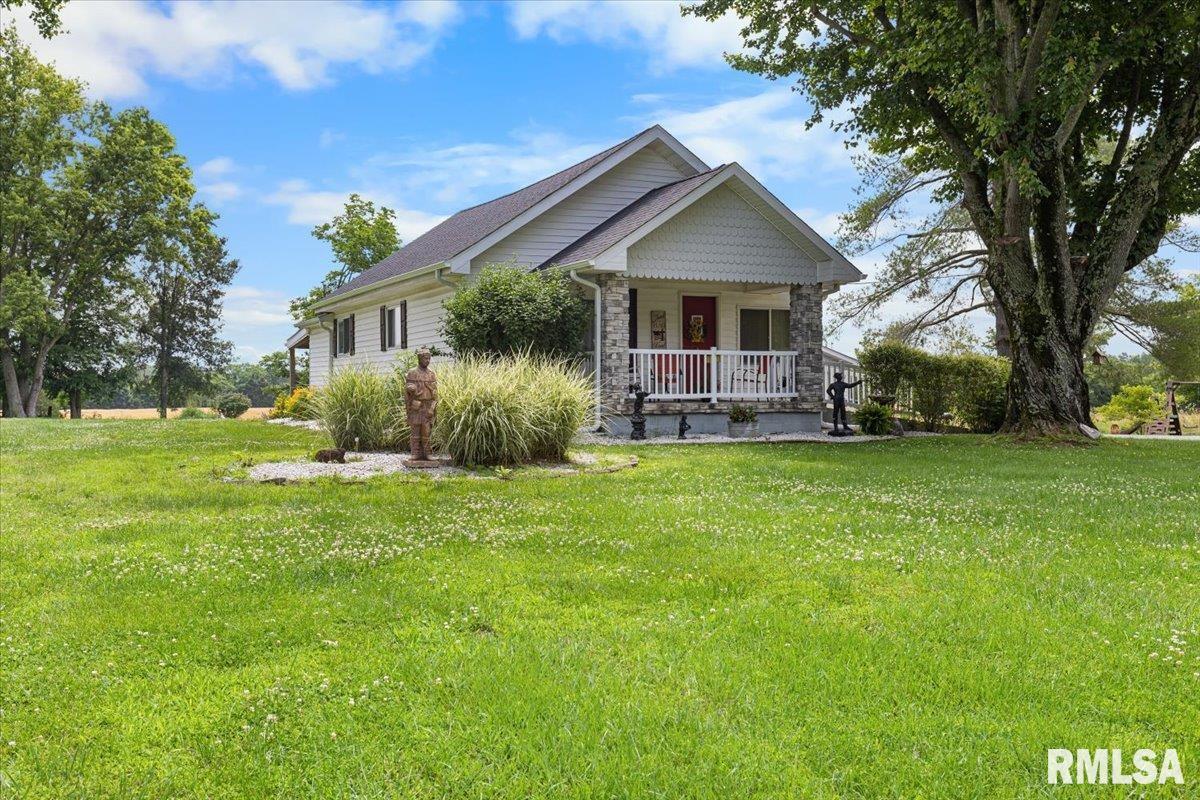 12054 Saraville Rd., Marion, IL 62959