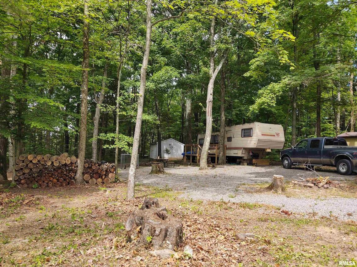 315 Holland Ln., Vienna, IL 62995