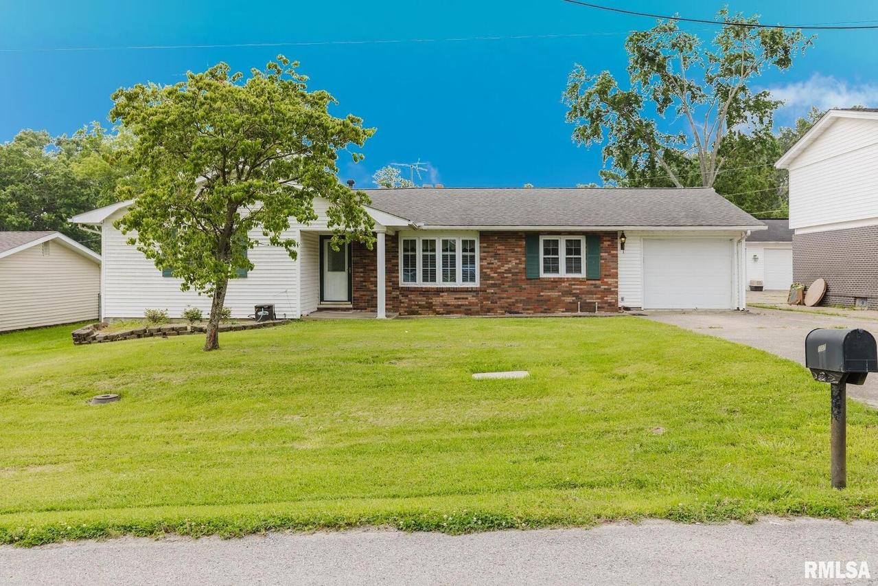 1007 Mchaney Rd., Harrisburg, IL 62946