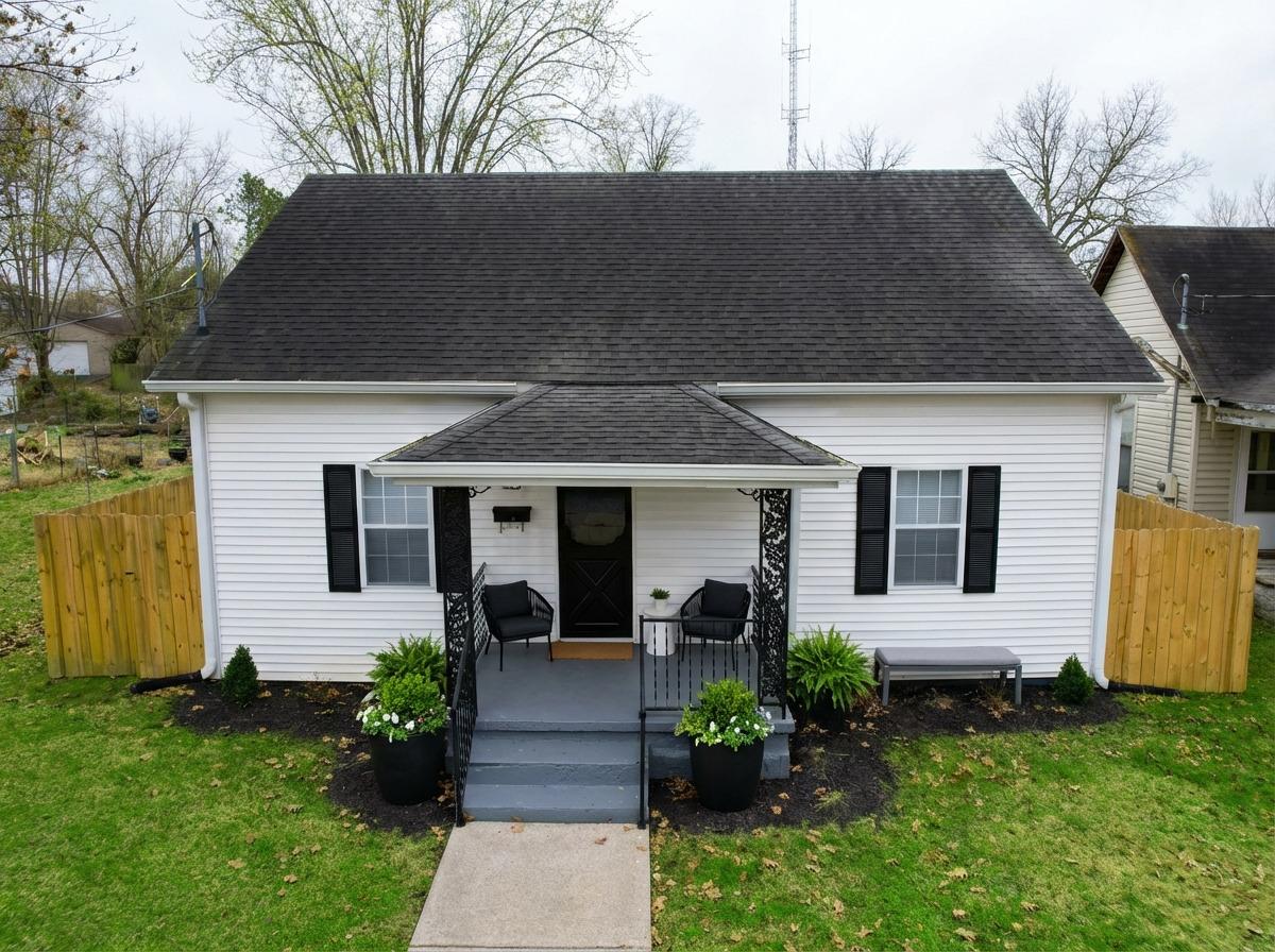 314 W 12th St., Metropolis, IL 62960