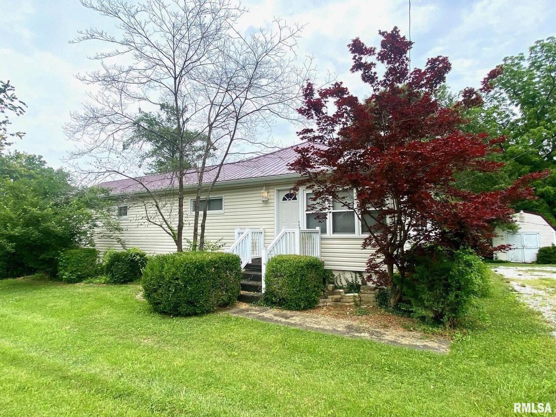 312 N Horrell Ave., West Frankfort, IL 62896