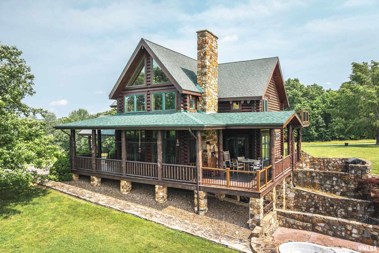 56 Dreamcatcher Ridge Dr., Herod, IL 62947