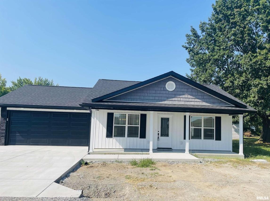 1310 Mack Ave., Marion, IL 62959