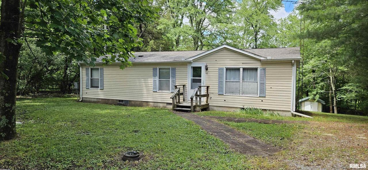 45 Donetta Ln., Creal Springs, IL 62922