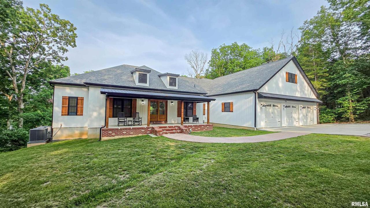 2940 Parrish Ridge, Goreville, IL 62939