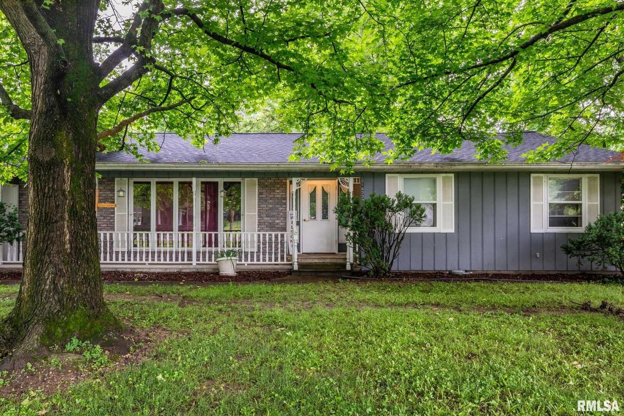 16777 Dublin St., West Frankfort, IL 62896