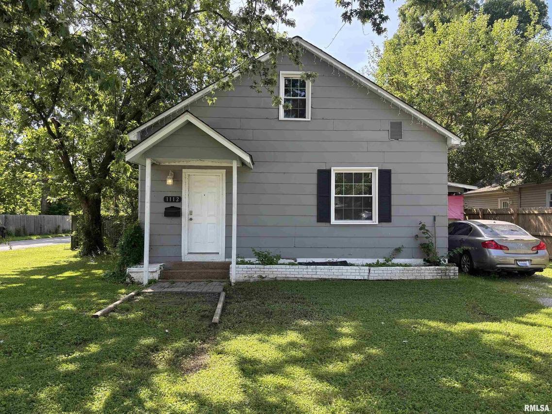 1112 Ophia St., Metropolis, IL 62960