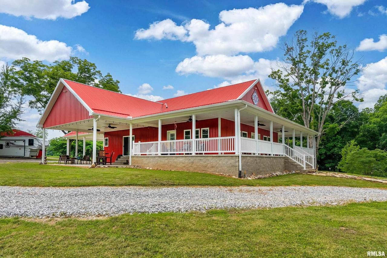 785 Ebenezeer Church Rd., Jonesboro, IL 62952