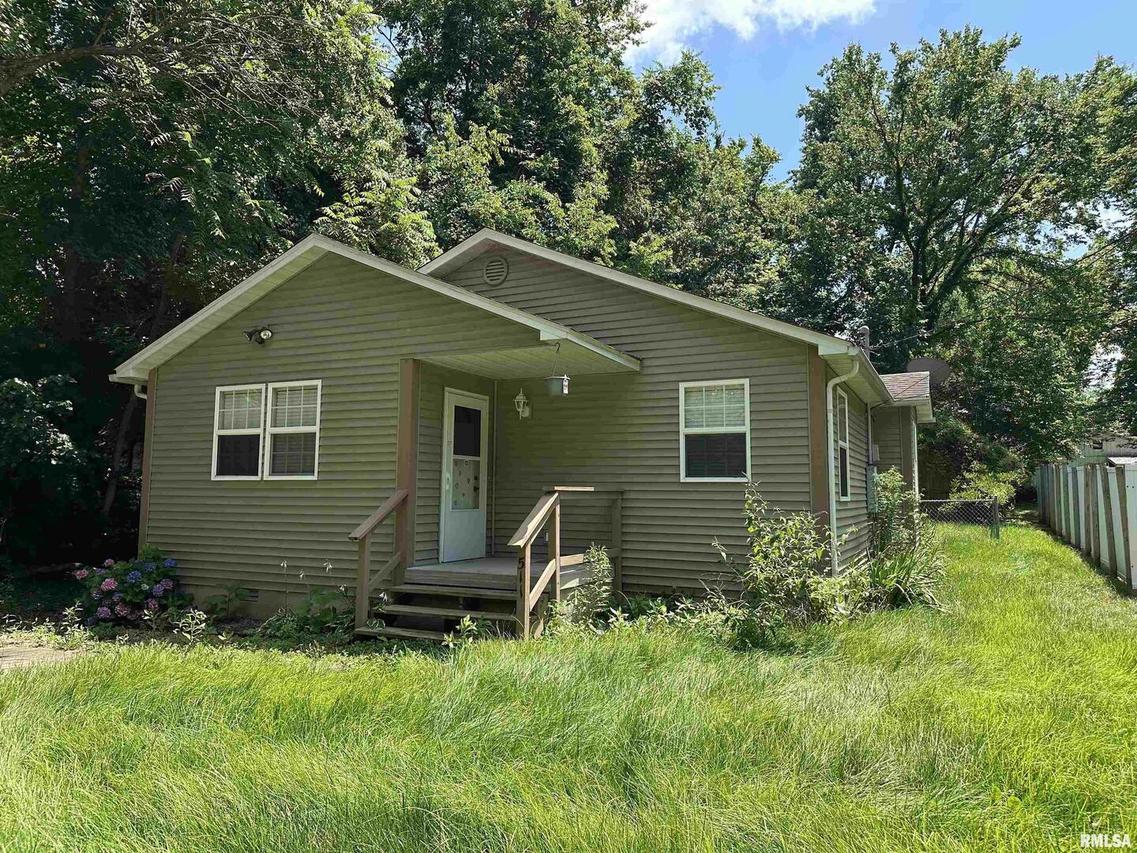 511 W Rigdon St., Carbondale, IL 62901