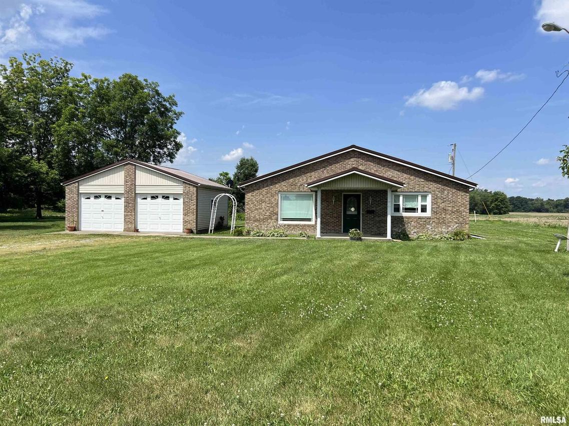 1251 State Route 37, Kell, IL 62853