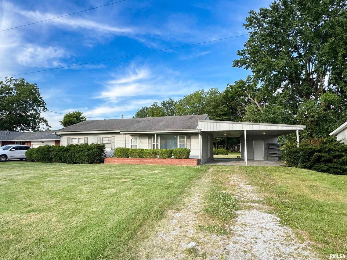 720 S State Route 127 Hwy., Tamms, IL 62988