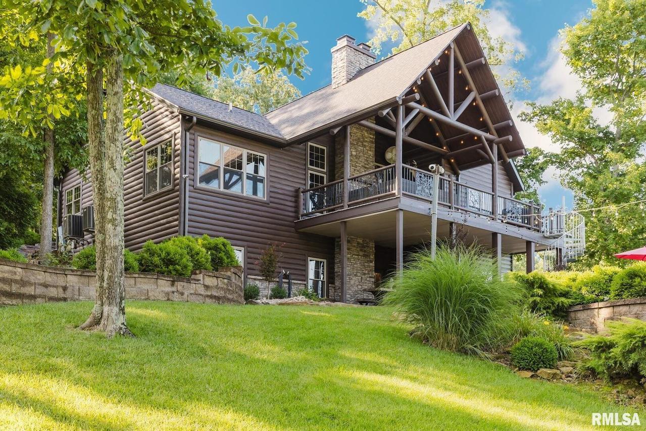 3525 Parrish Ridge Ln., Goreville, IL 62939