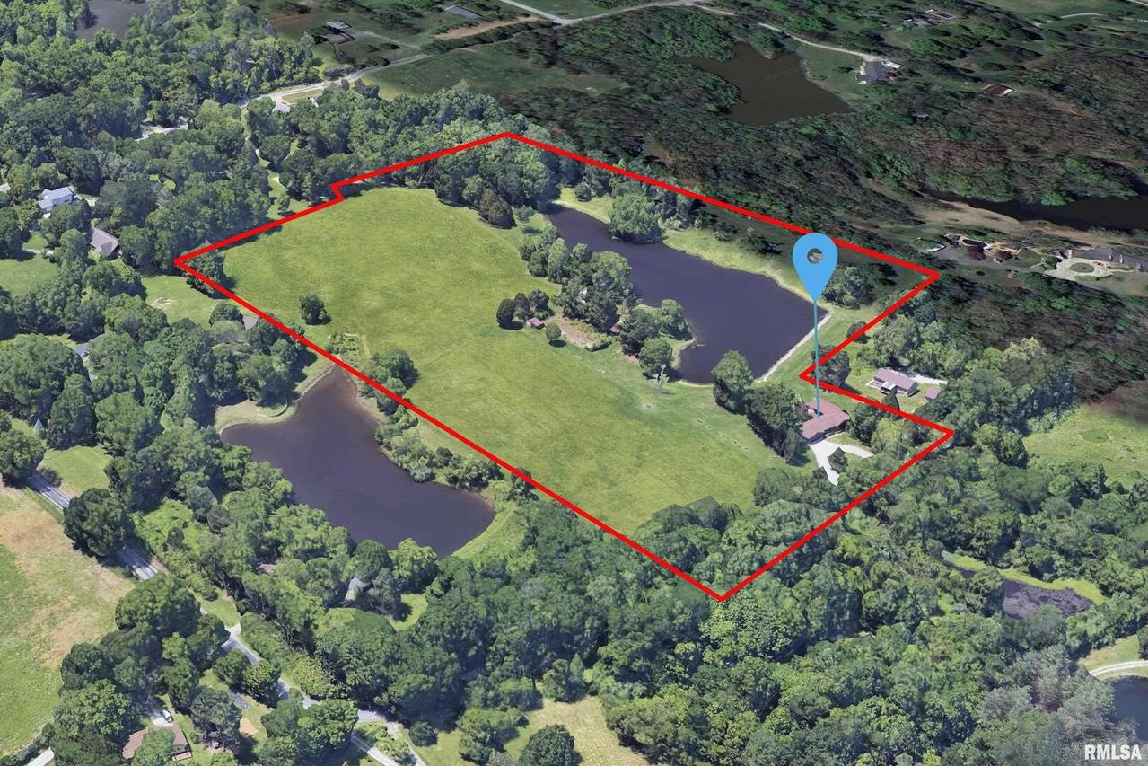 2723 Country Club Rd., Carbondale, IL 62901