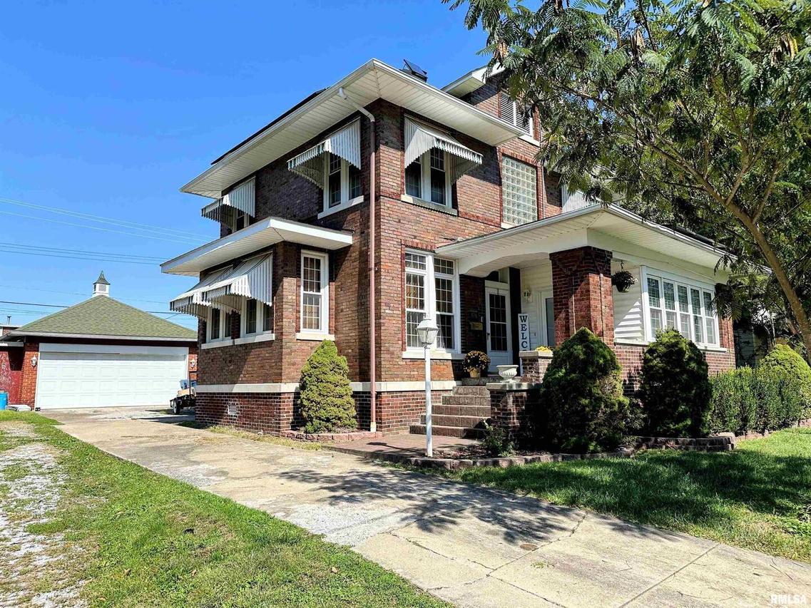 404 E 5th St., Johnston City, IL 62951