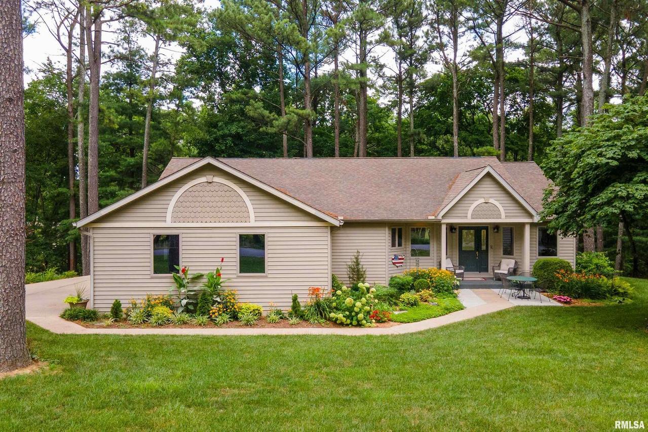 103 Woodland Tr., Anna, IL