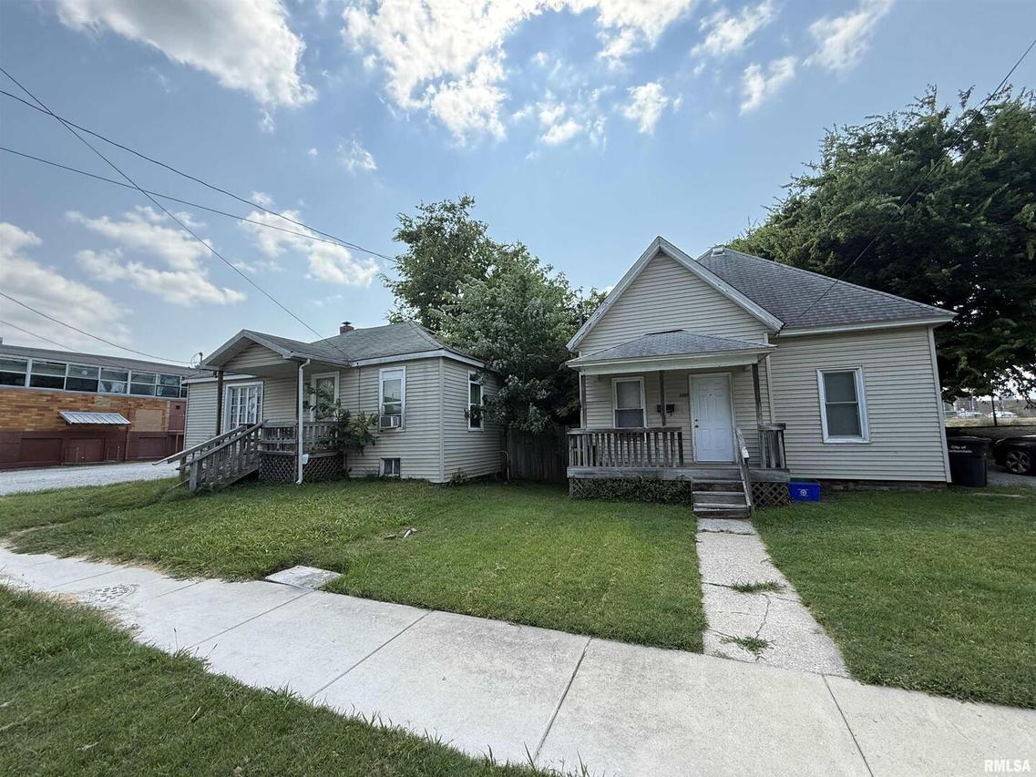 416 S Washington St., Carbondale, IL 62901