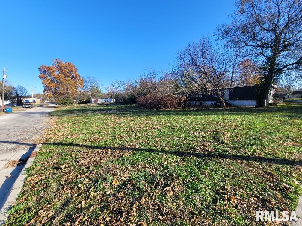 300 S 4th St., Mt Vernon, IL 62864