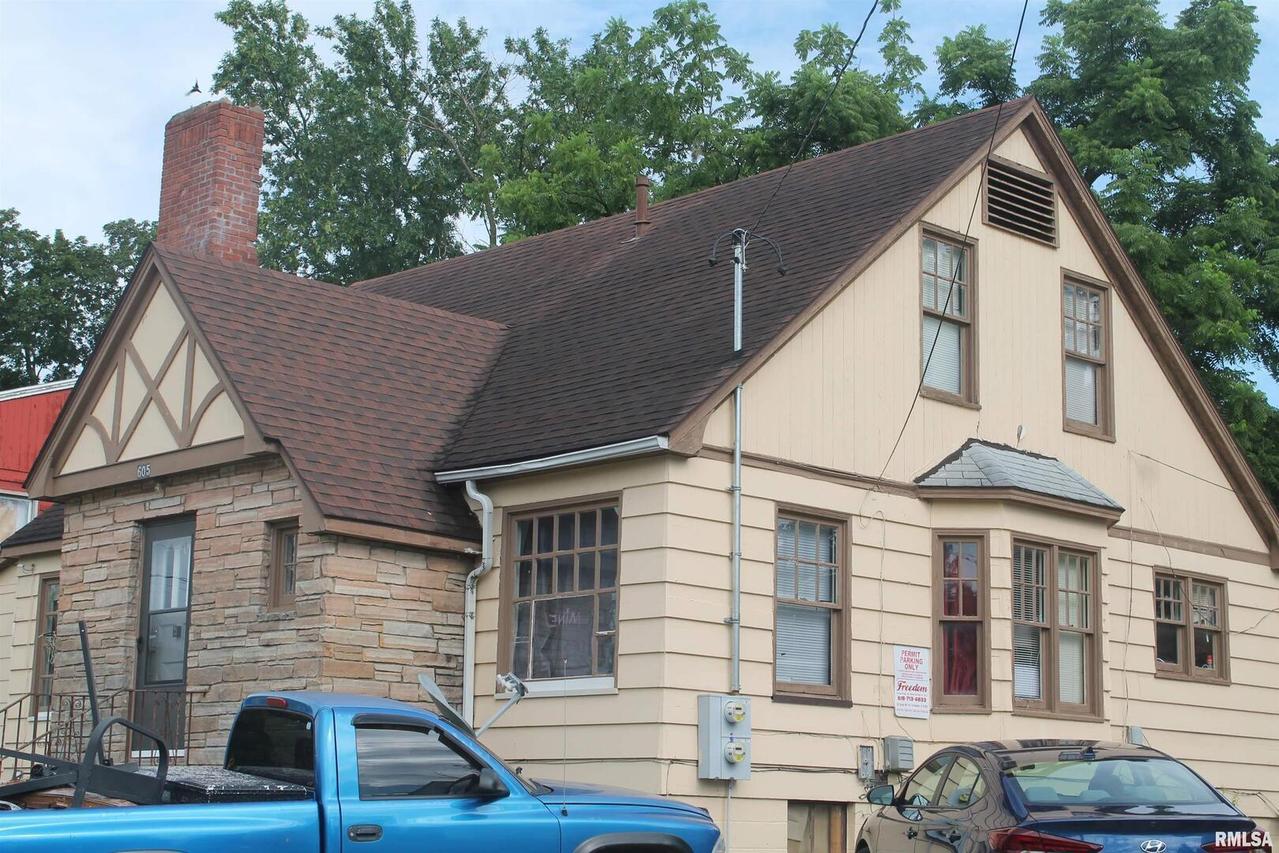 605 W Freeman St., Carbondale, IL 62901