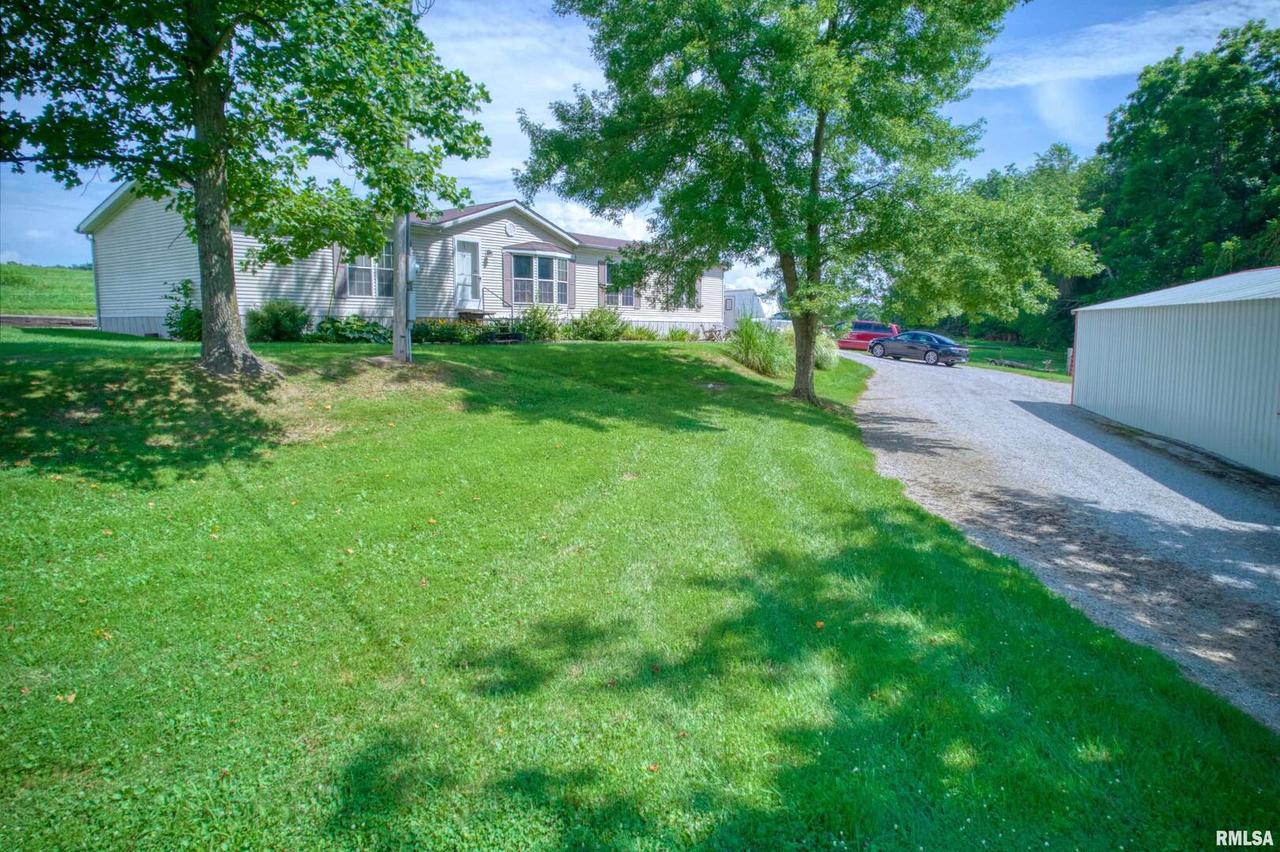 8 Private Rd. #FE, Ava, IL 62907