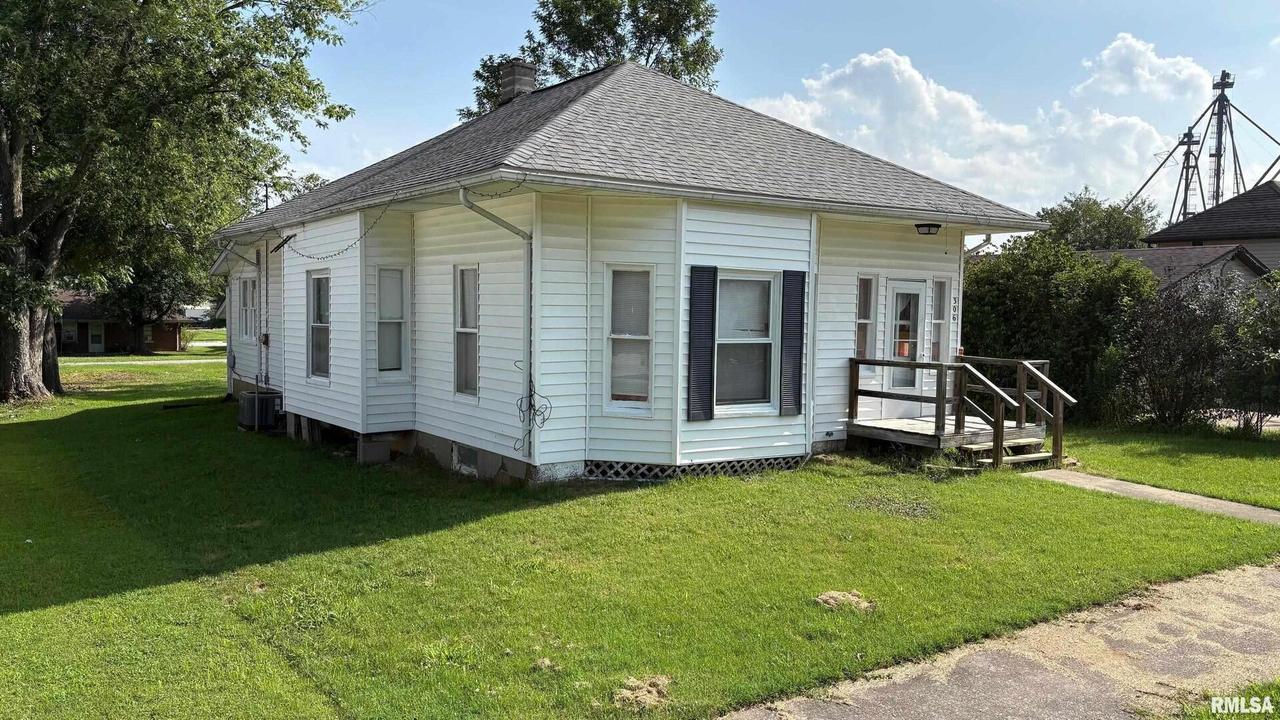 306 W Plum St., Percy, IL 62272