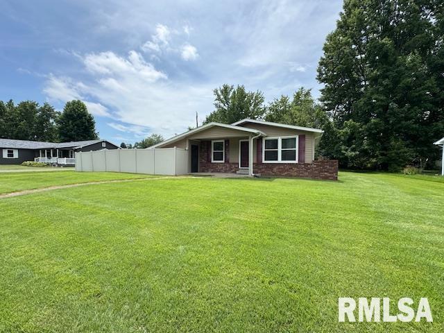 521 S 5th St., Herrin, IL 62948