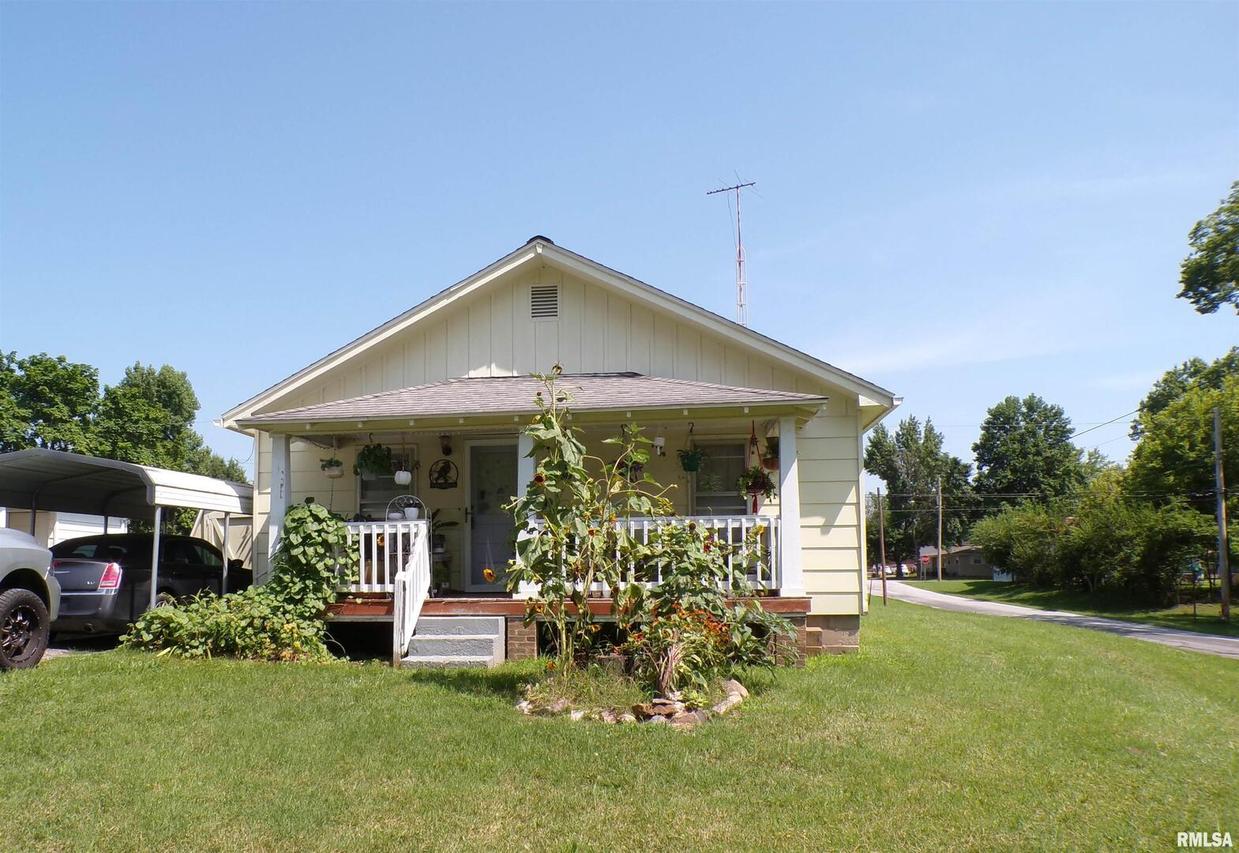 608 E Plum St. #Cross, Percy, IL 62272