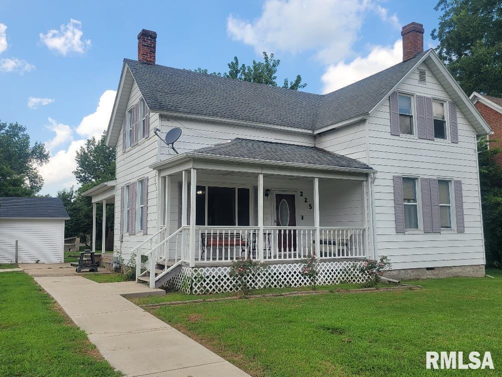 225 N Main St., New Minden, IL 62263