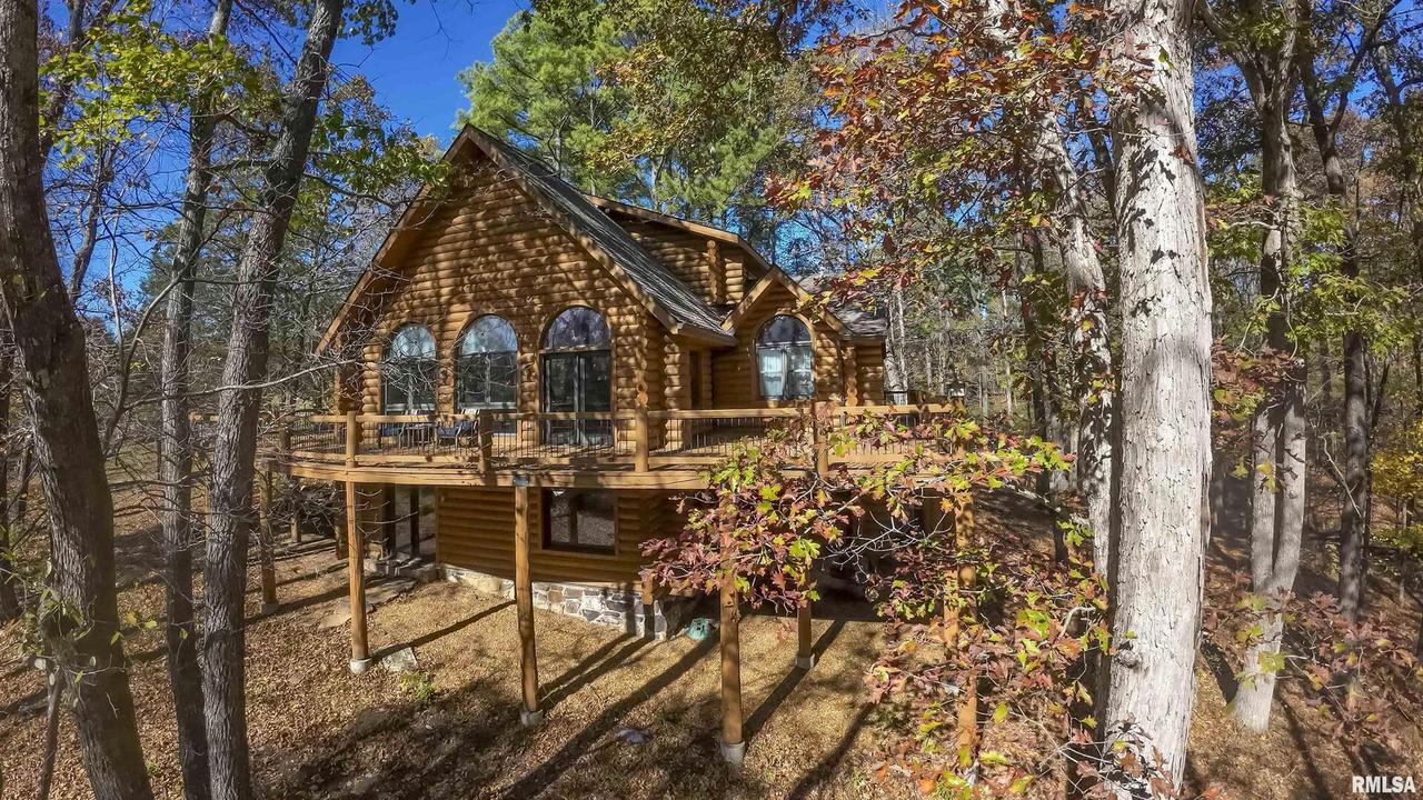 221 Poplar Lake Rd., Makanda, IL 62958