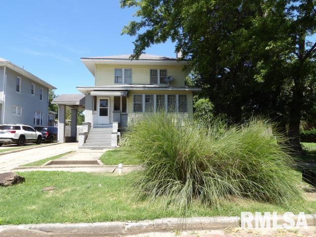 210 W Lincoln St., Harrisburg, IL 62946