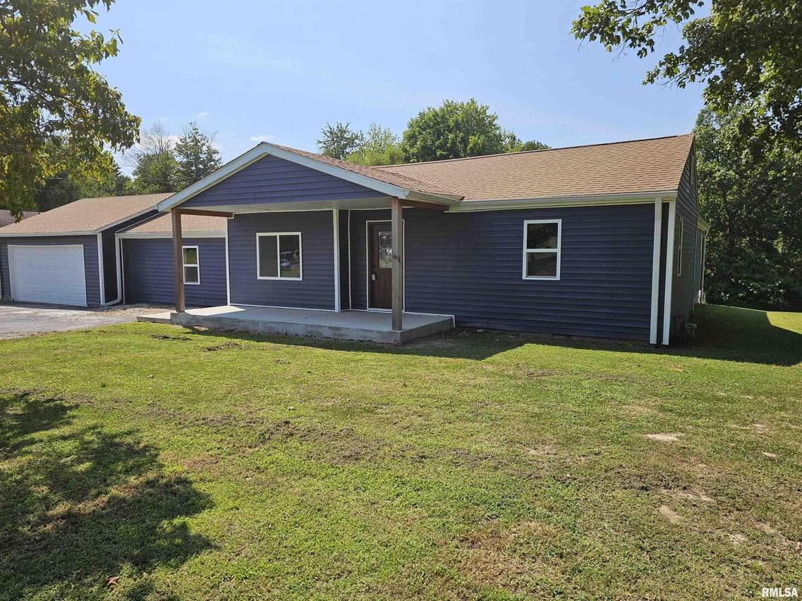 16530 E Fairfield Rd., Mt Vernon, IL 62864