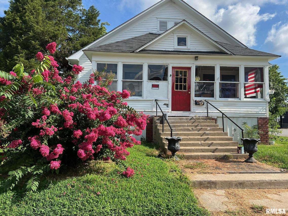 503 E Poplar St., West Frankfort, IL 62896