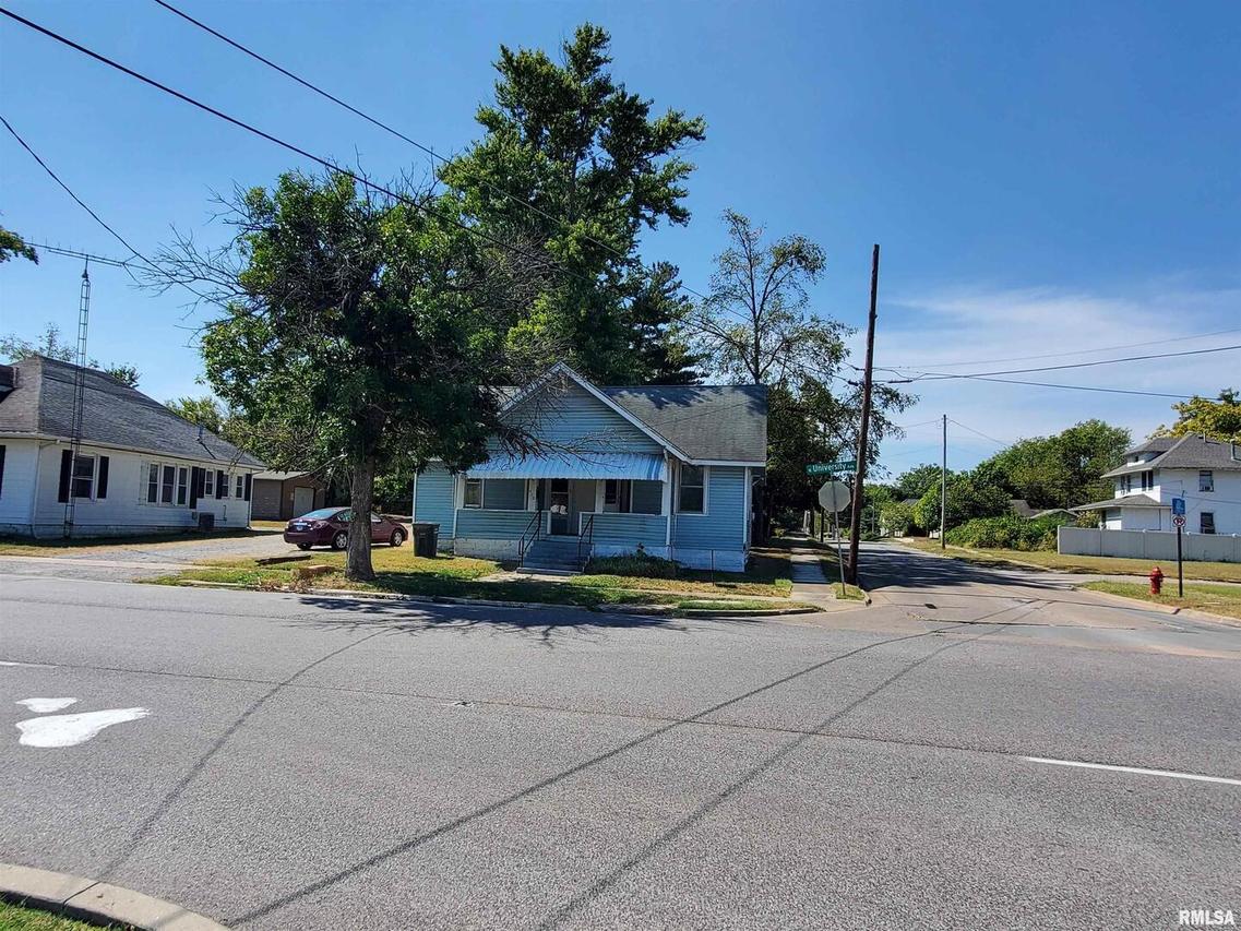 410 N University St., Carbondale, IL 62901